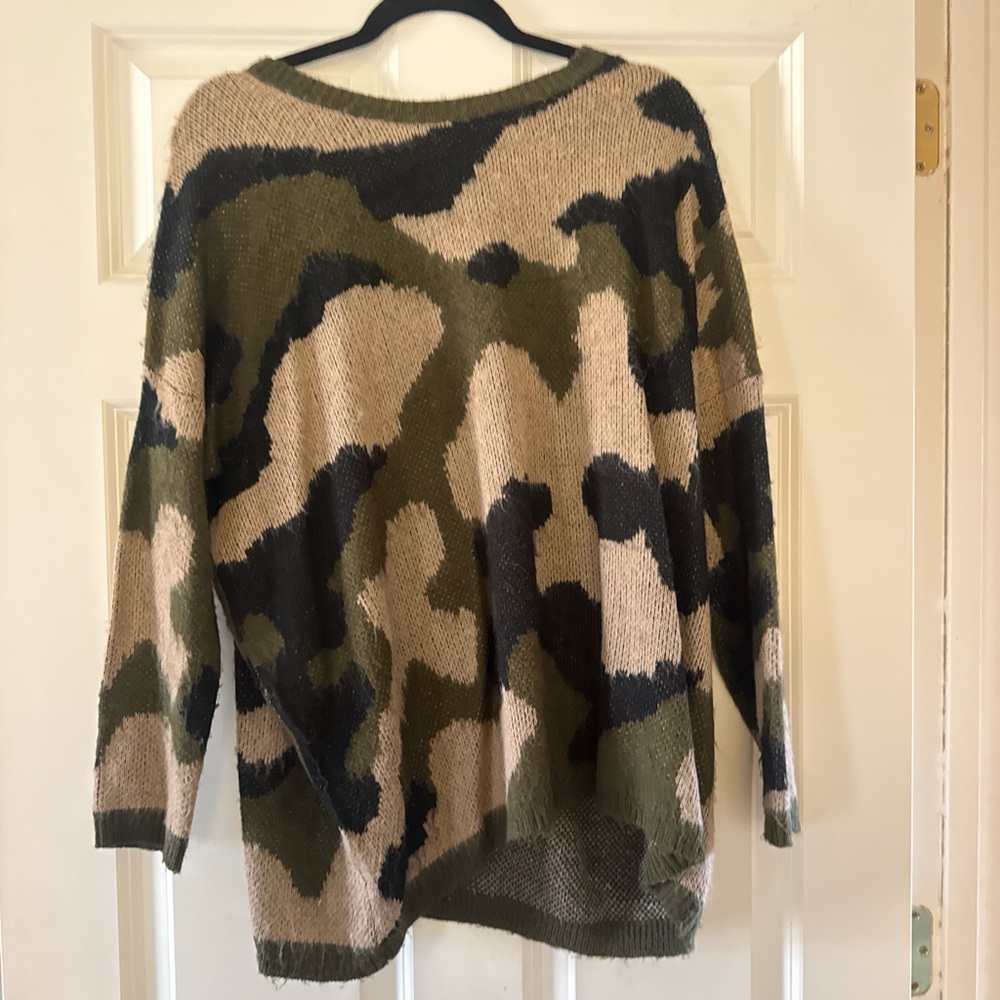 Camouflage Patterned Sweater